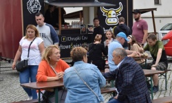 Zlot Food Trucków - Piknik Kulinarny (12)