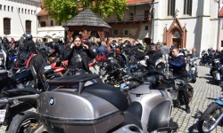 Na Zamku Piastowskim zainaugurowano 26. sezon motocyklowy (4)