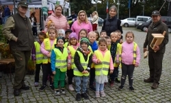 Bezpieczne grzybobranie na Zamku Piastowskim. Frekwencja dopisała! (17)