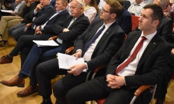 Dyskusja nad projektem programu restrukturyzacji gospodarstw rolnych za nami (12)