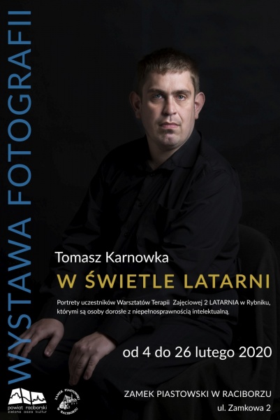 „W świetle latarni”. Zamek Piastowski zaprasza na wystawę fotografii